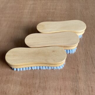 Limited edition hoofdborstel lichtblauw met naam of logo