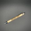 Houten pen met gravering